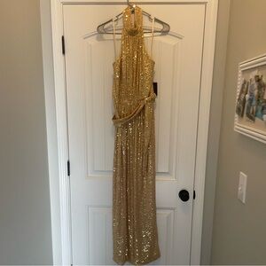 Mac Duggal NWOT long gold sequin formal or cocktail dress